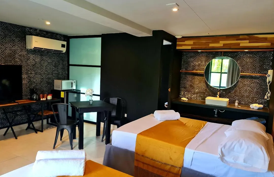 Barronegro (Adults Only)-1