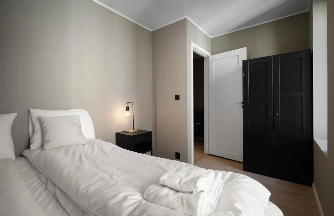 Stay L Nygard-1