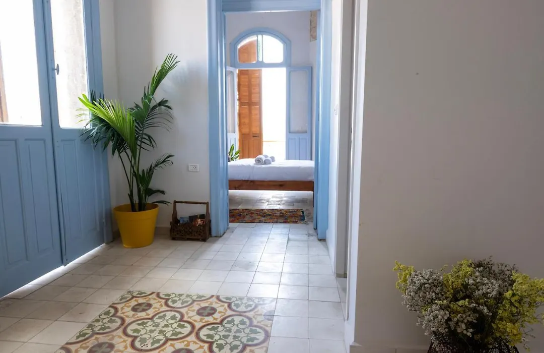 Old Jaffa Hostel-1