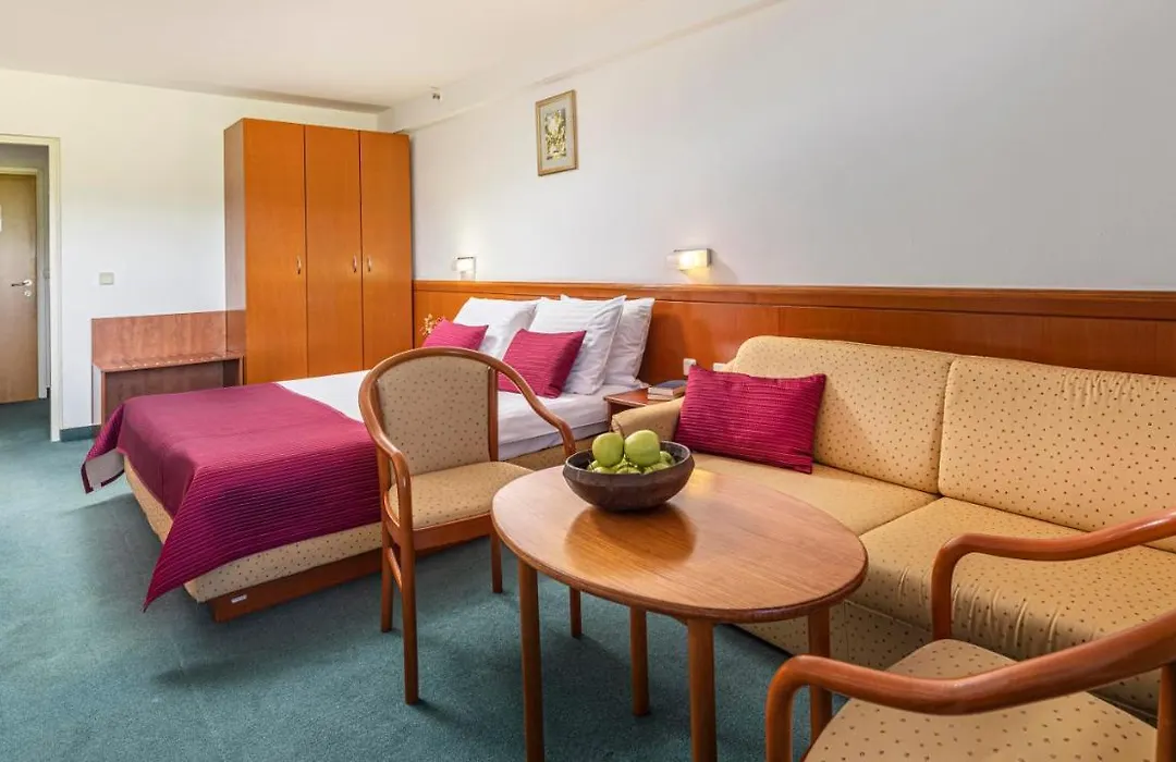 Hotel Jezero - Plitvice Lakes National Park-1