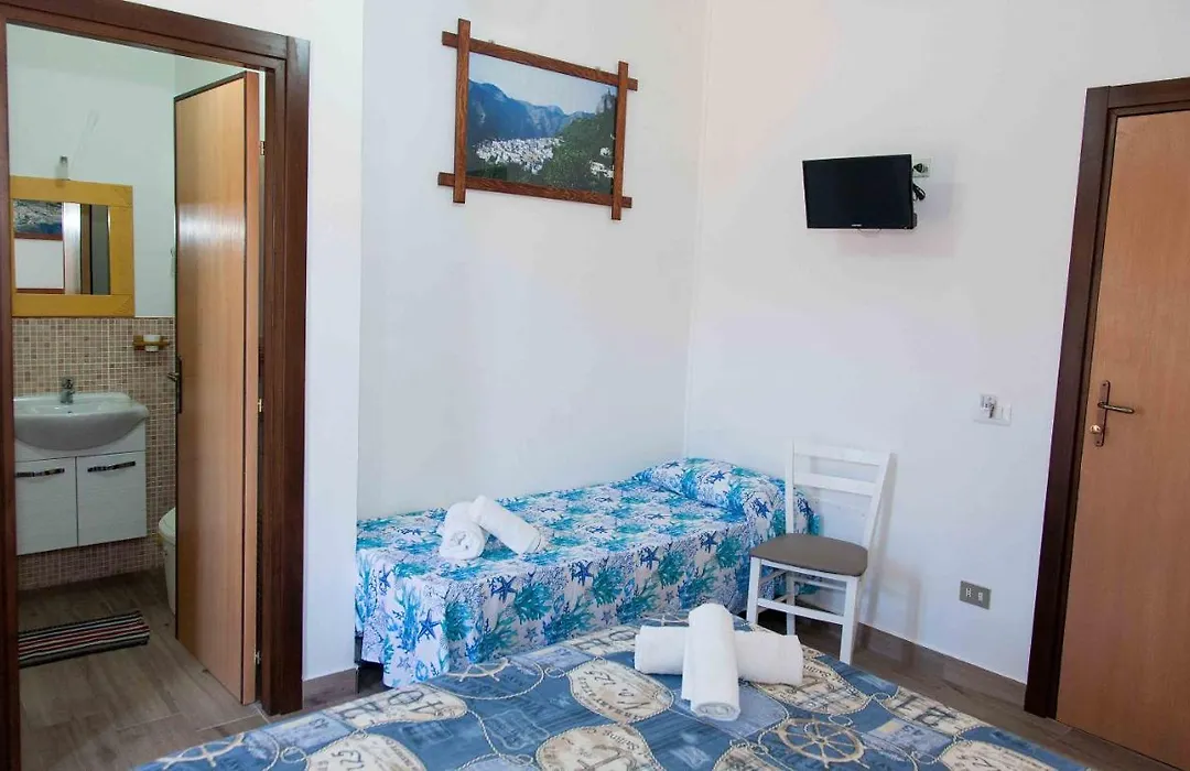 Vanity B&B-1