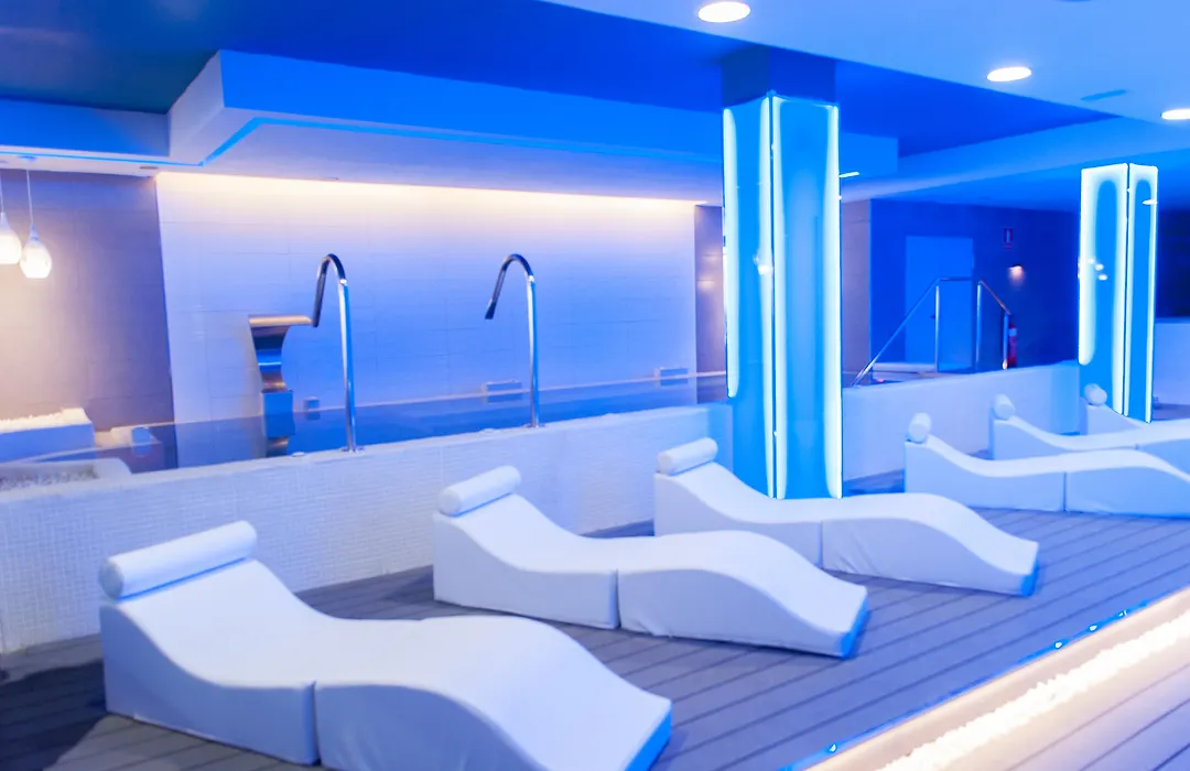 Casablanca Apartments (Adults Only)-1
