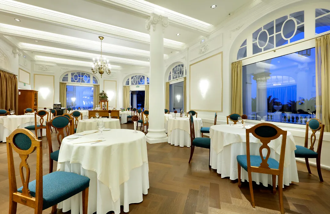 Eurostars Hotel Real-1