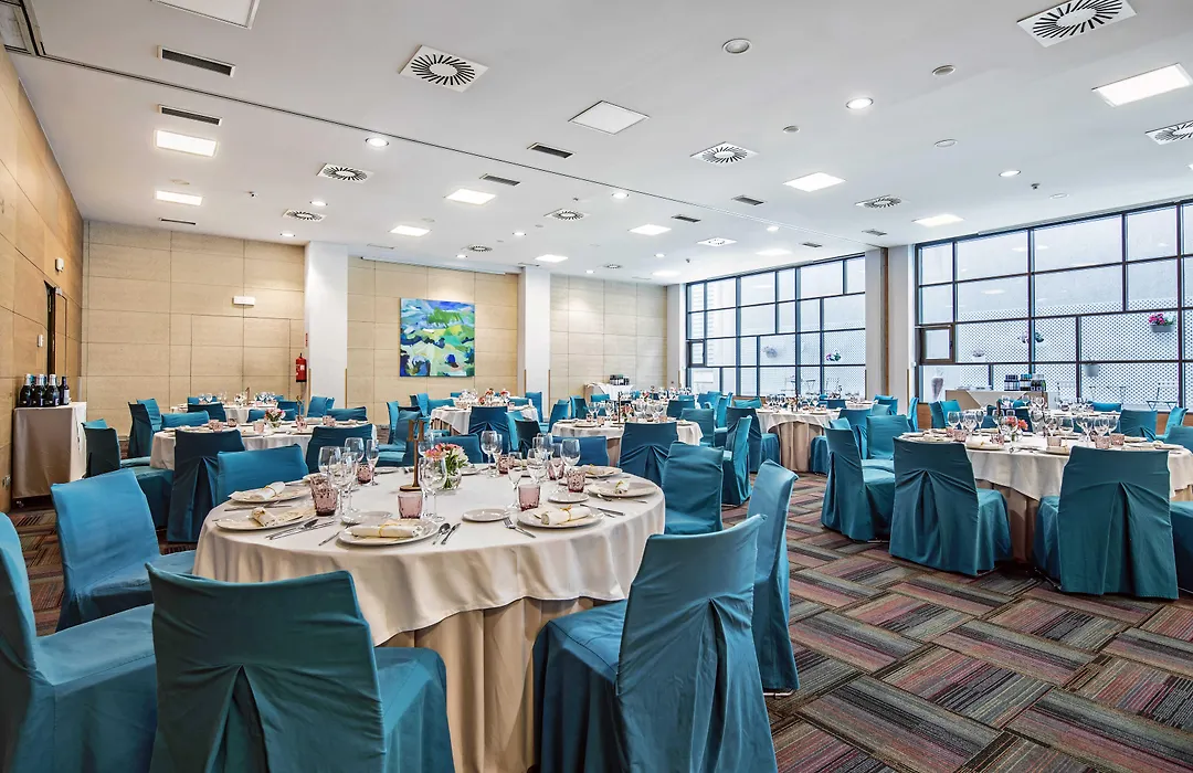 Hotel Puerta de Bilbao-1