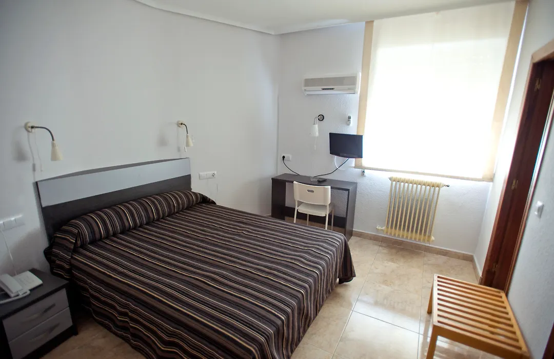 Hotel Altozano-1