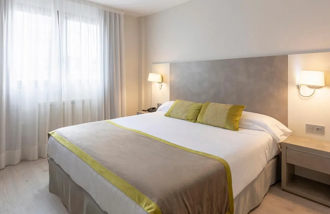 Hotel & Spa Real Jaca-1
