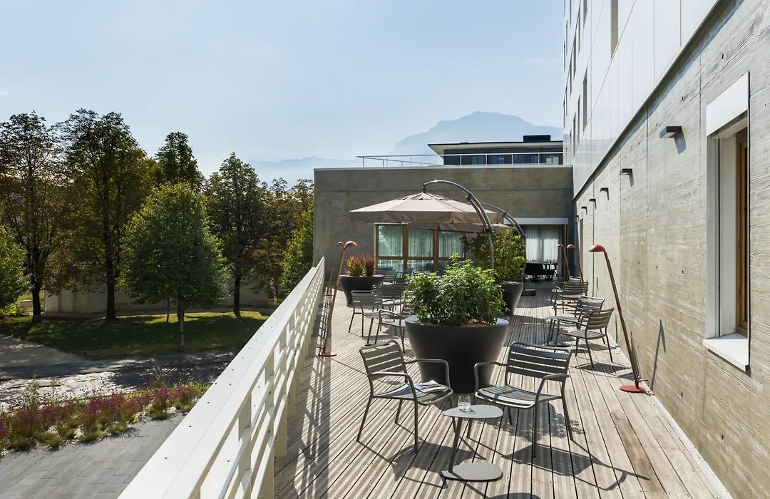 Okko Hotels Grenoble Centre-1