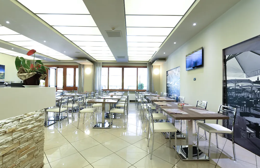 Best Quality Hotel La Darsena-1