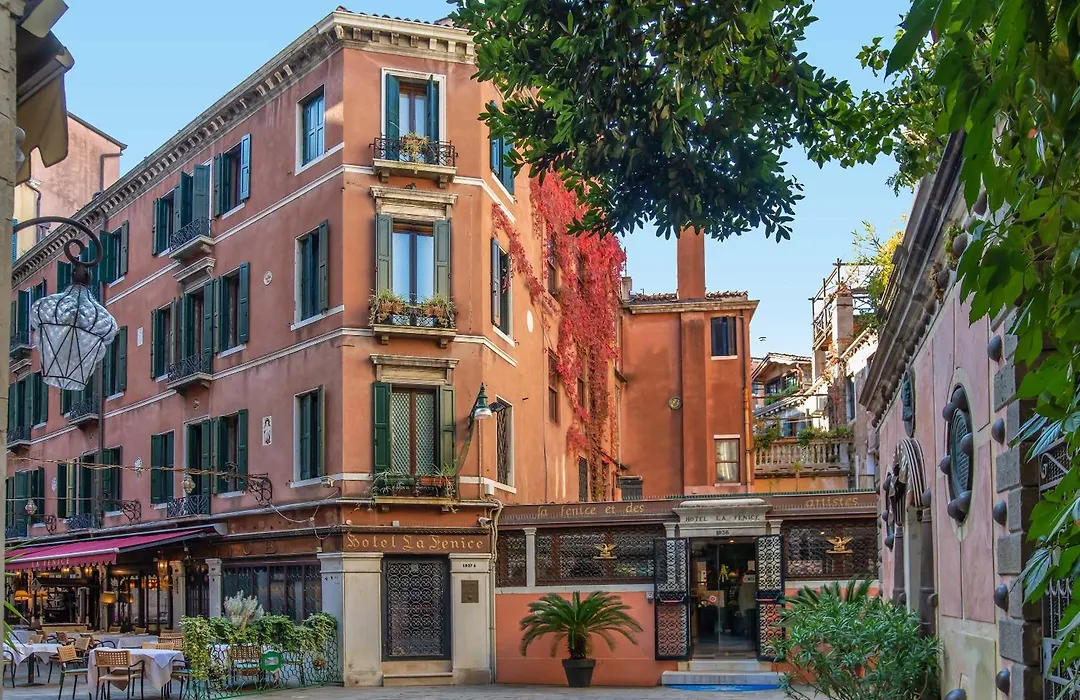 Hotel La Fenice Et Des Artistes-1