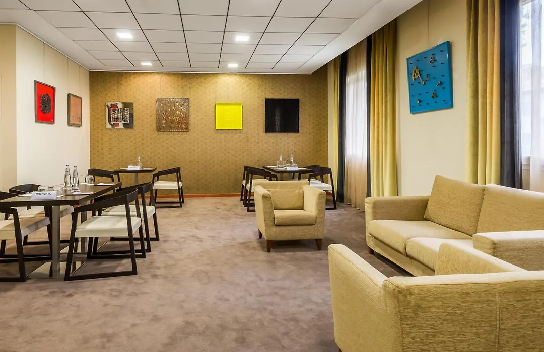 Crowne Plaza Venice East By Ihg-1