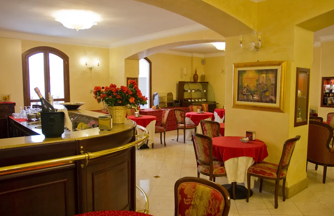 Hotel Centrale Spa & Relax-1