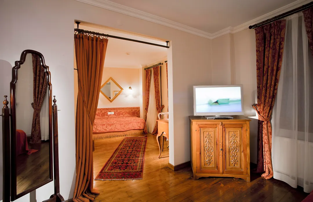 Hotel Sari Konak-1
