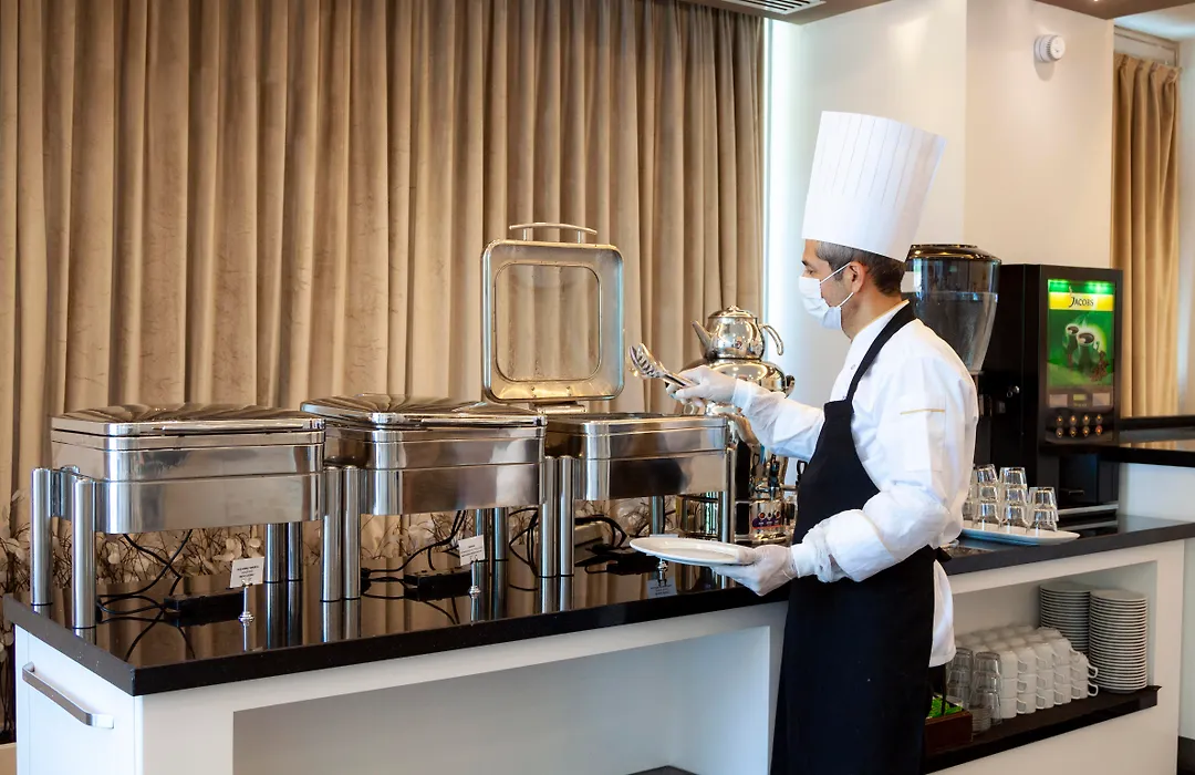 Blanca Hotel-1