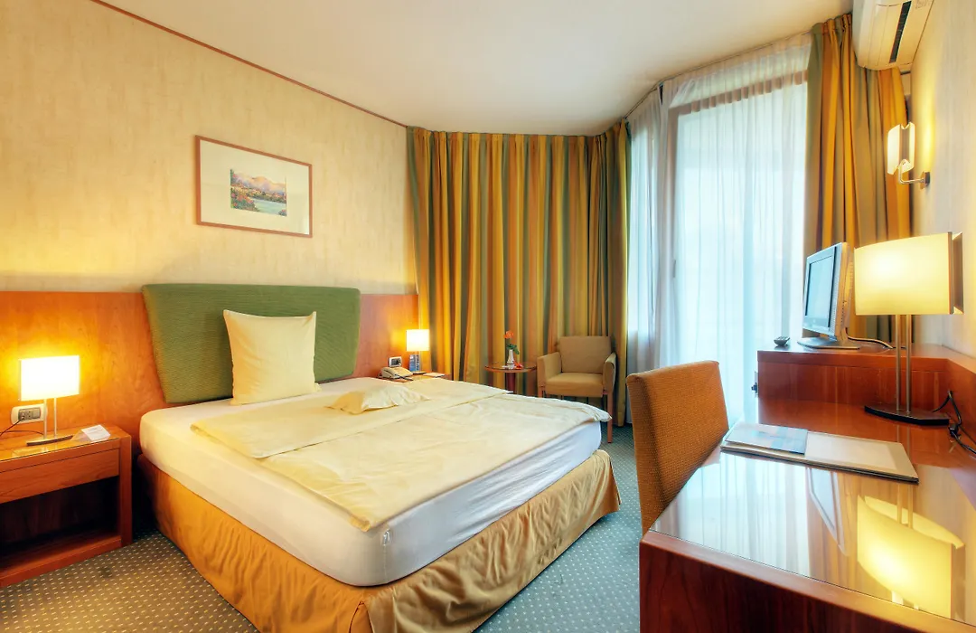 Hotel Delfino Lugano-1
