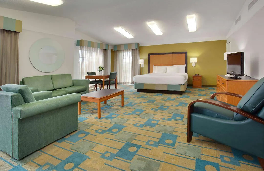 La Quinta Inn By Wyndham Denver Central-1