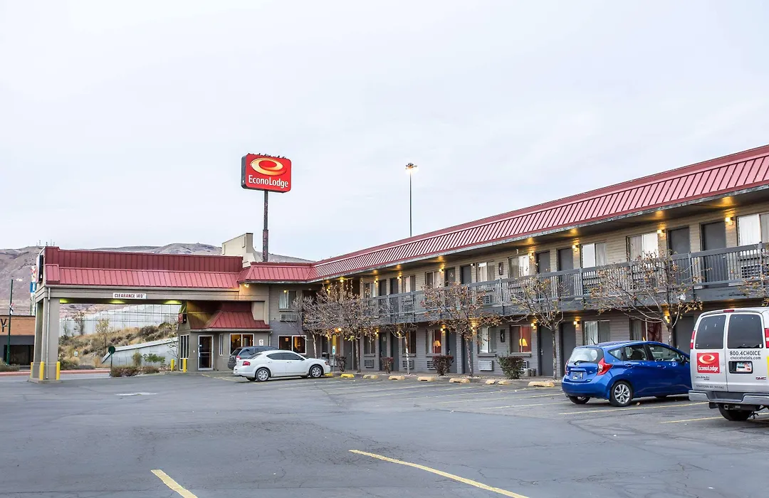 Econo Lodge Downtown-1