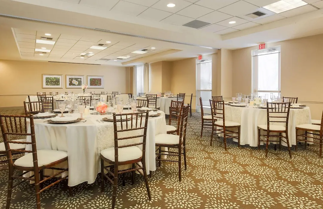 Hilton Garden Inn Bakersfield-1