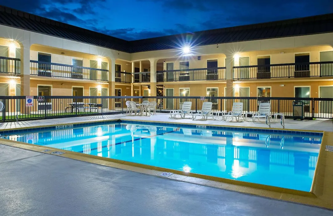 Quality Inn At Arlington Highlands-1