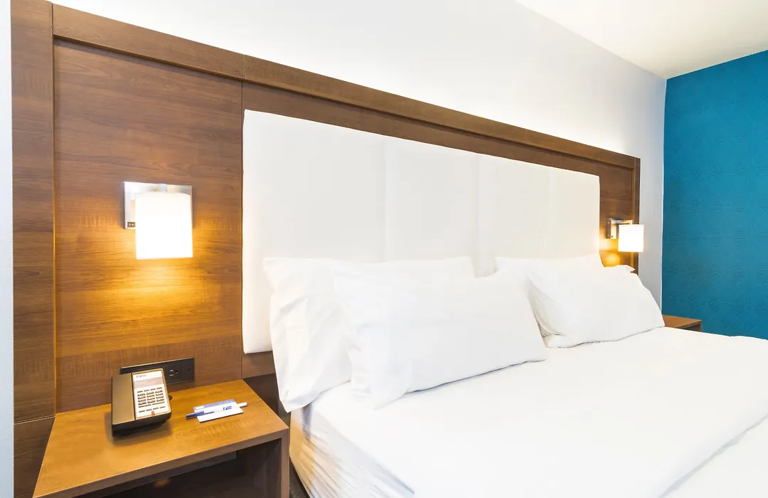 Holiday Inn Express Hollywood Walk Of Fame By Ihg-1