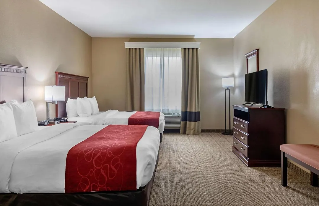 Comfort Suites Ennis-1