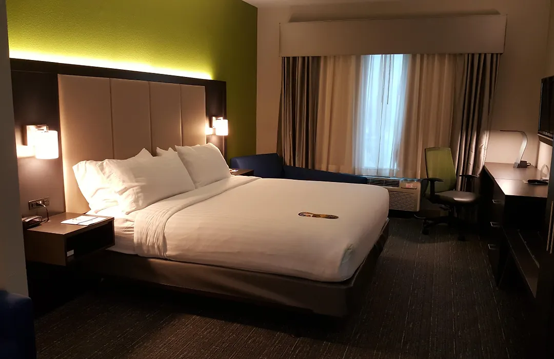 Holiday Inn Express Pearland By Ihg-1