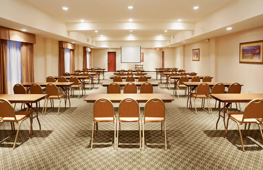 Holiday Inn Express & Suites Kerrville-1