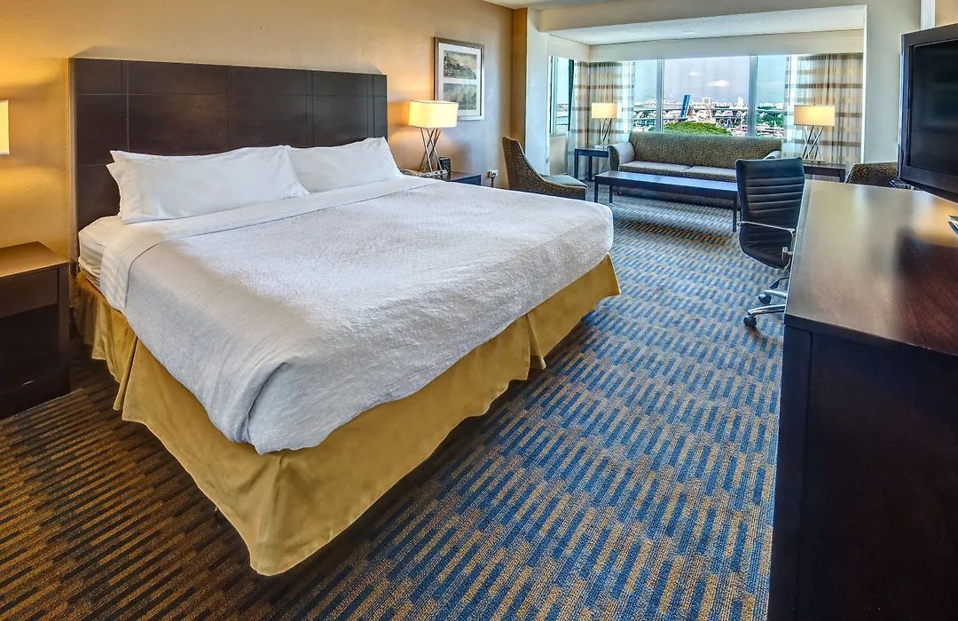 Holiday Inn Hotel Port Of Miami-Downtown By Ihg-1