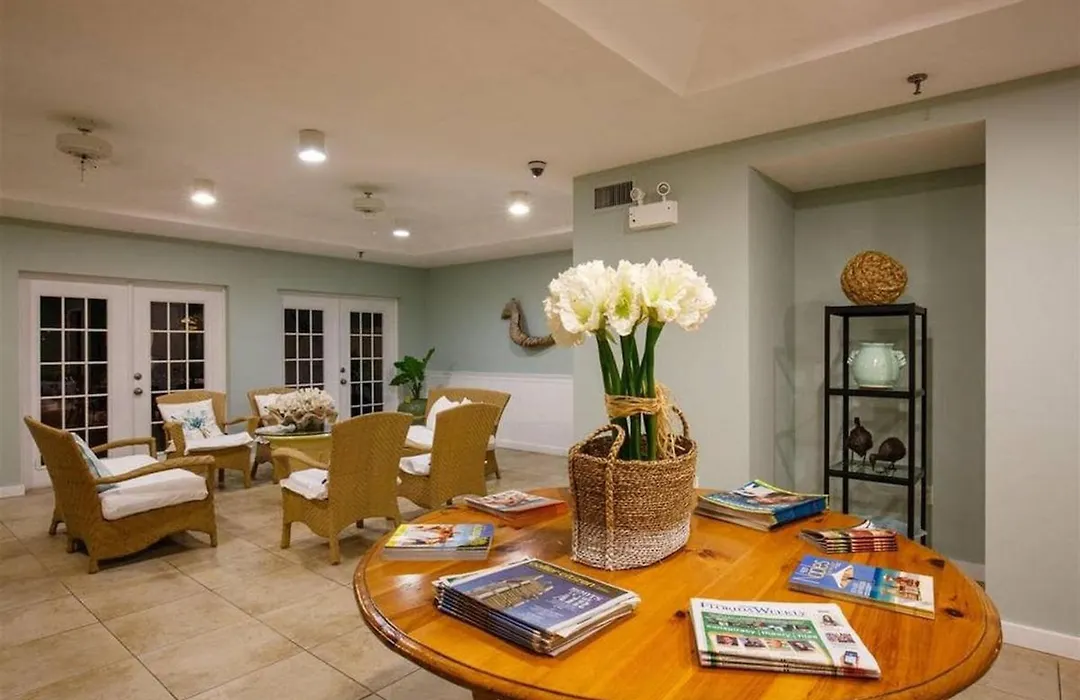 Naples Garden Inn-1