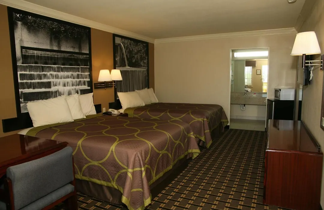 Super 8 By Wyndham Tyler Tx-1