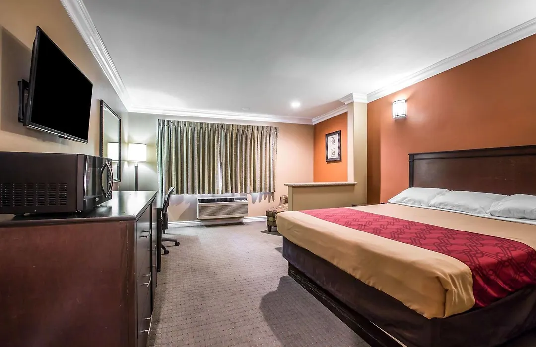 Baymont By Wyndham Ontario-1