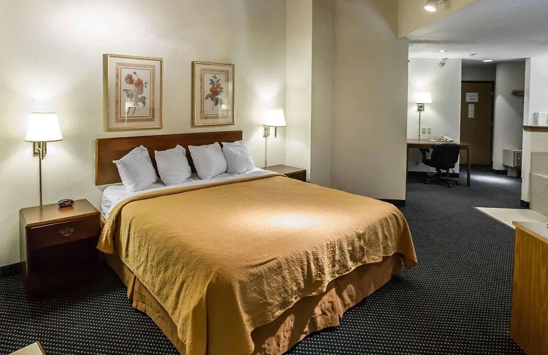 Quality Inn Dundee-1