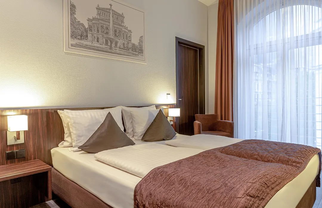 Ramada By Wyndham Frankfurt City Centre-1