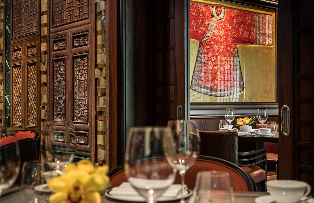 Four Seasons Hotel Singapore-1