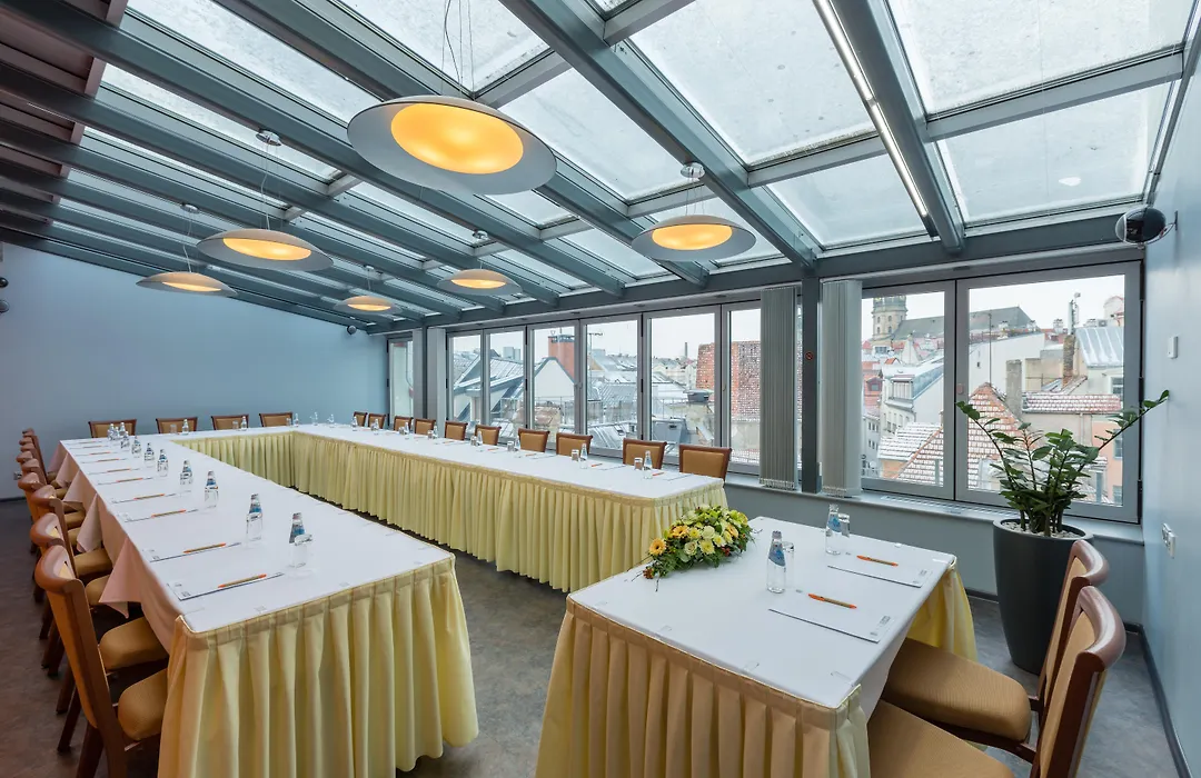 Avalon Hotel & Conferences-1