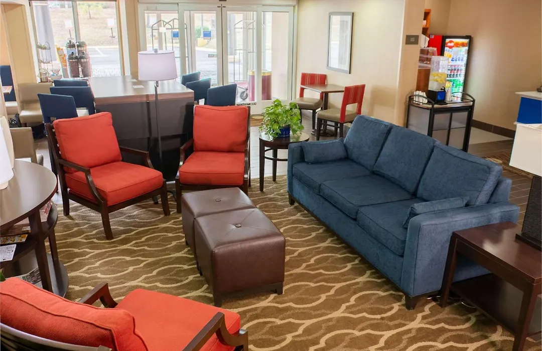 Comfort Inn Dickson-1