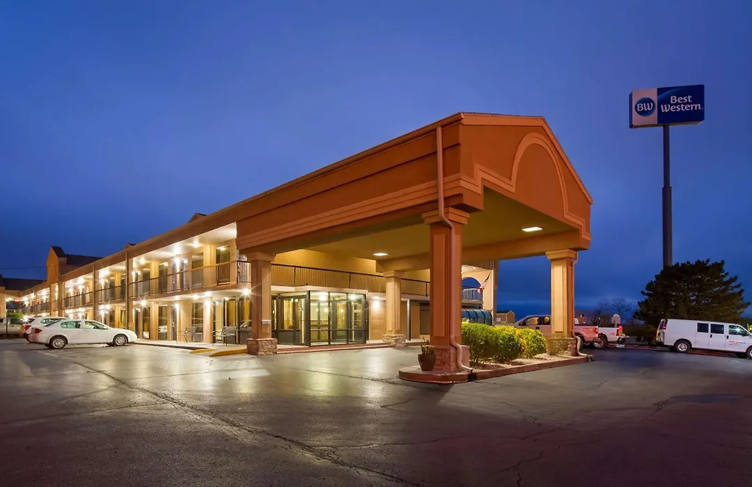 Best Western Coachlight-1