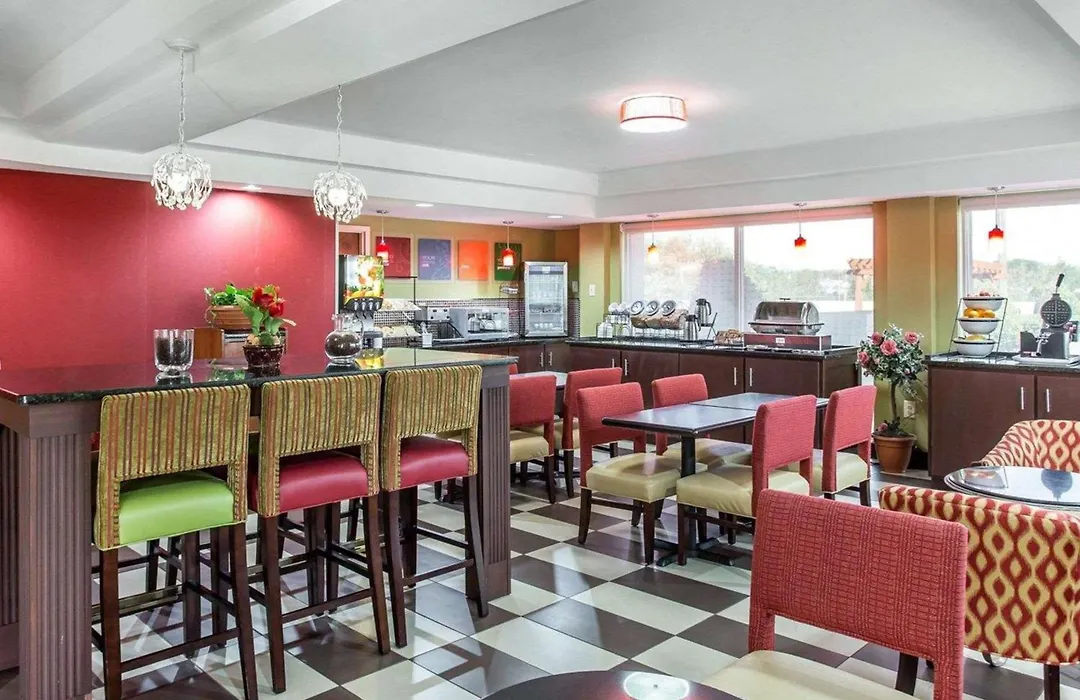 Comfort Inn Conyers-1
