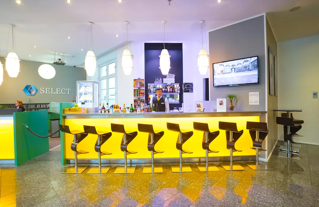 Garner Hotel Berlin - Checkpoint Charlie By Ihg-1
