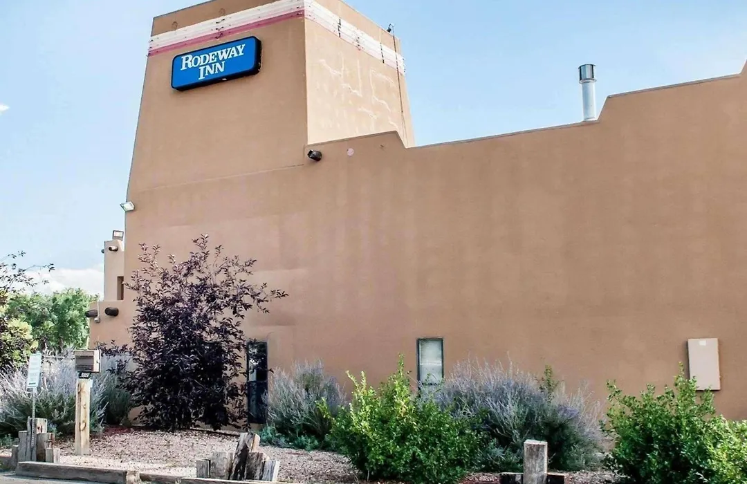 Rodeway Inn Espanola-1