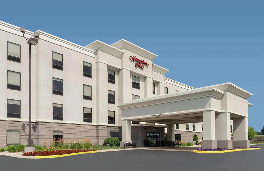 Hampton Inn Warsaw-1