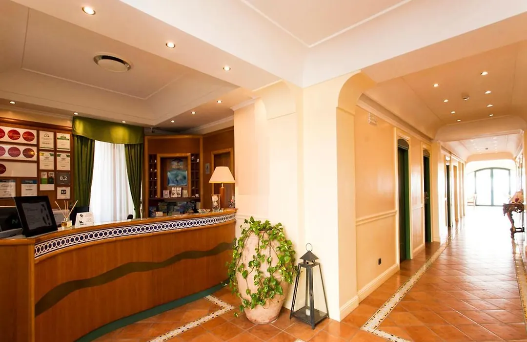 Best Western Hotel La Conchiglia-1
