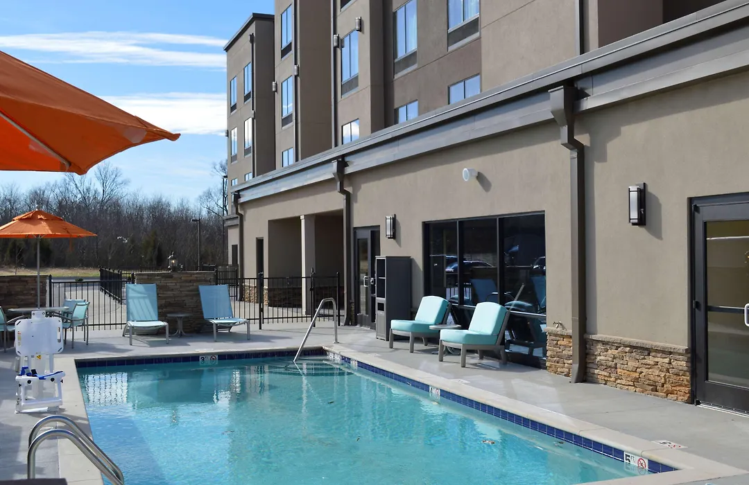 Best Western Plus Atrium Inn & Suites-1
