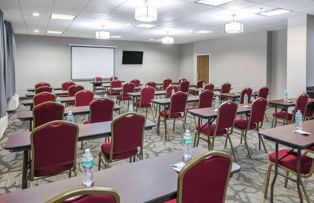 Comfort Inn & Suites Columbus North-1