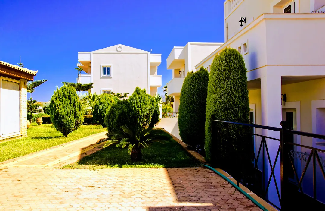 Yiannis Manos Hotel Resort-1