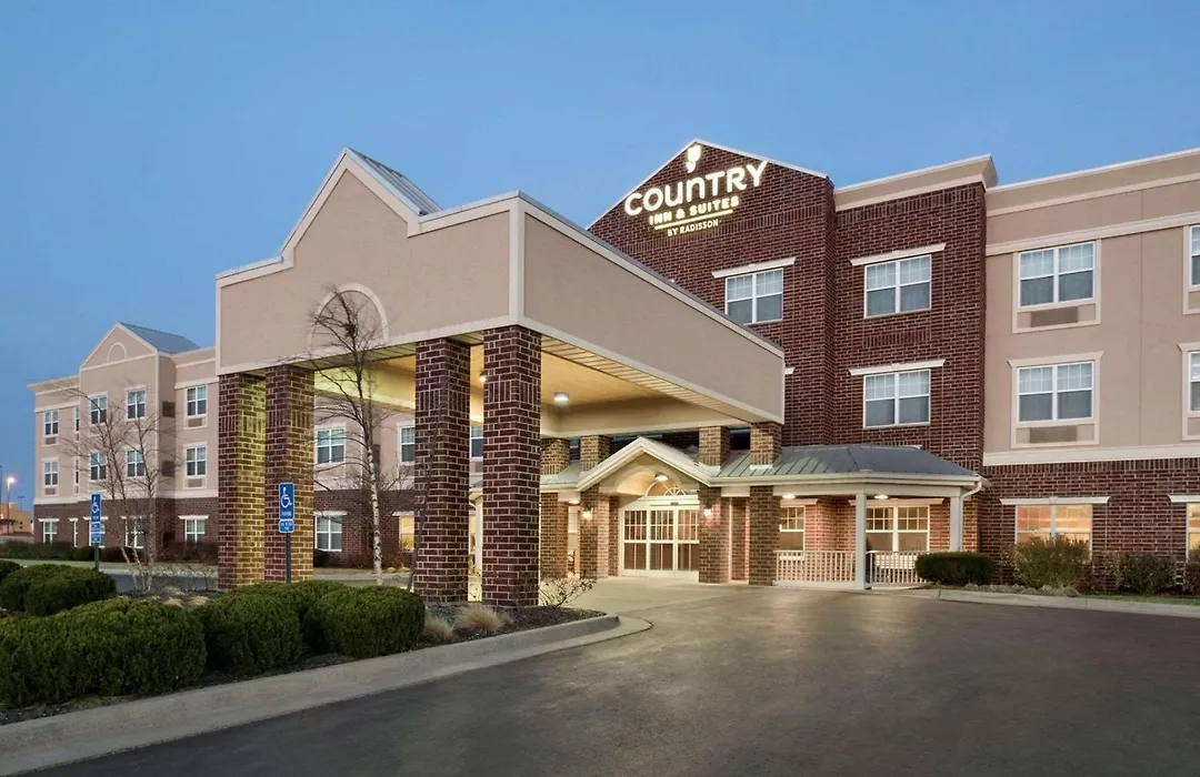 Country Inn & Suites By Radisson, Kansas City At Village West, Ks-1
