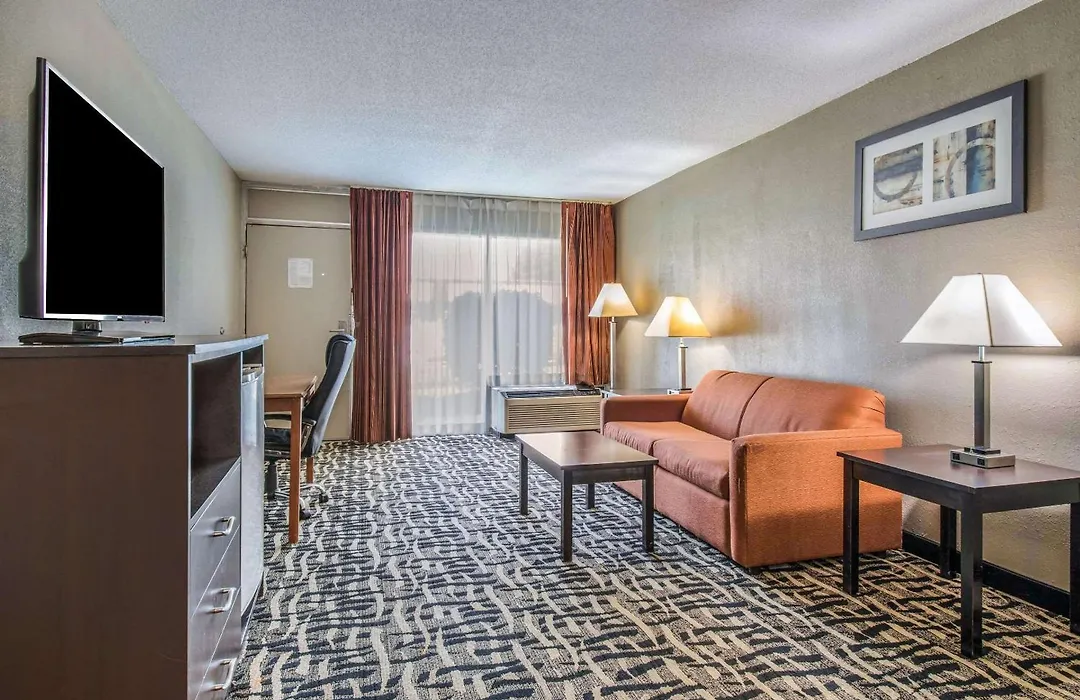 Quality Inn & Suites York East-1