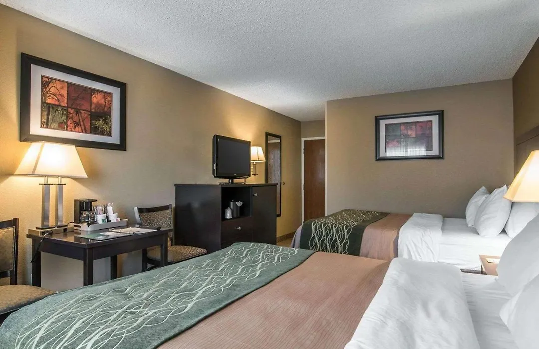 Comfort Inn Saugerties-1