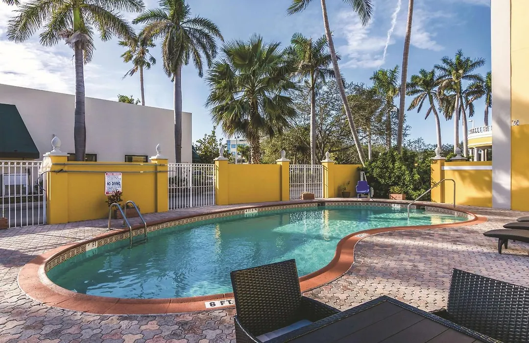 La Quinta Inn By Wyndham Jupiter-1