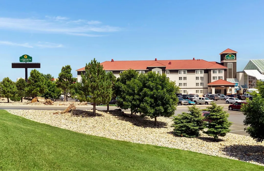 La Quinta Inn And Suites By Wyndham At Watiki Waterpark-1