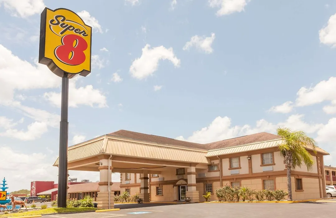 Super 8 By Wyndham Kingsville-1